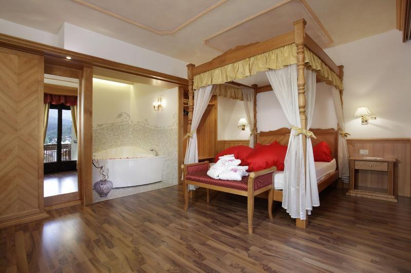 Cavallino Lovely Hotel Андало Екстер'єр фото